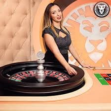 Bikini Paradise winning payline display on mpo700 slot